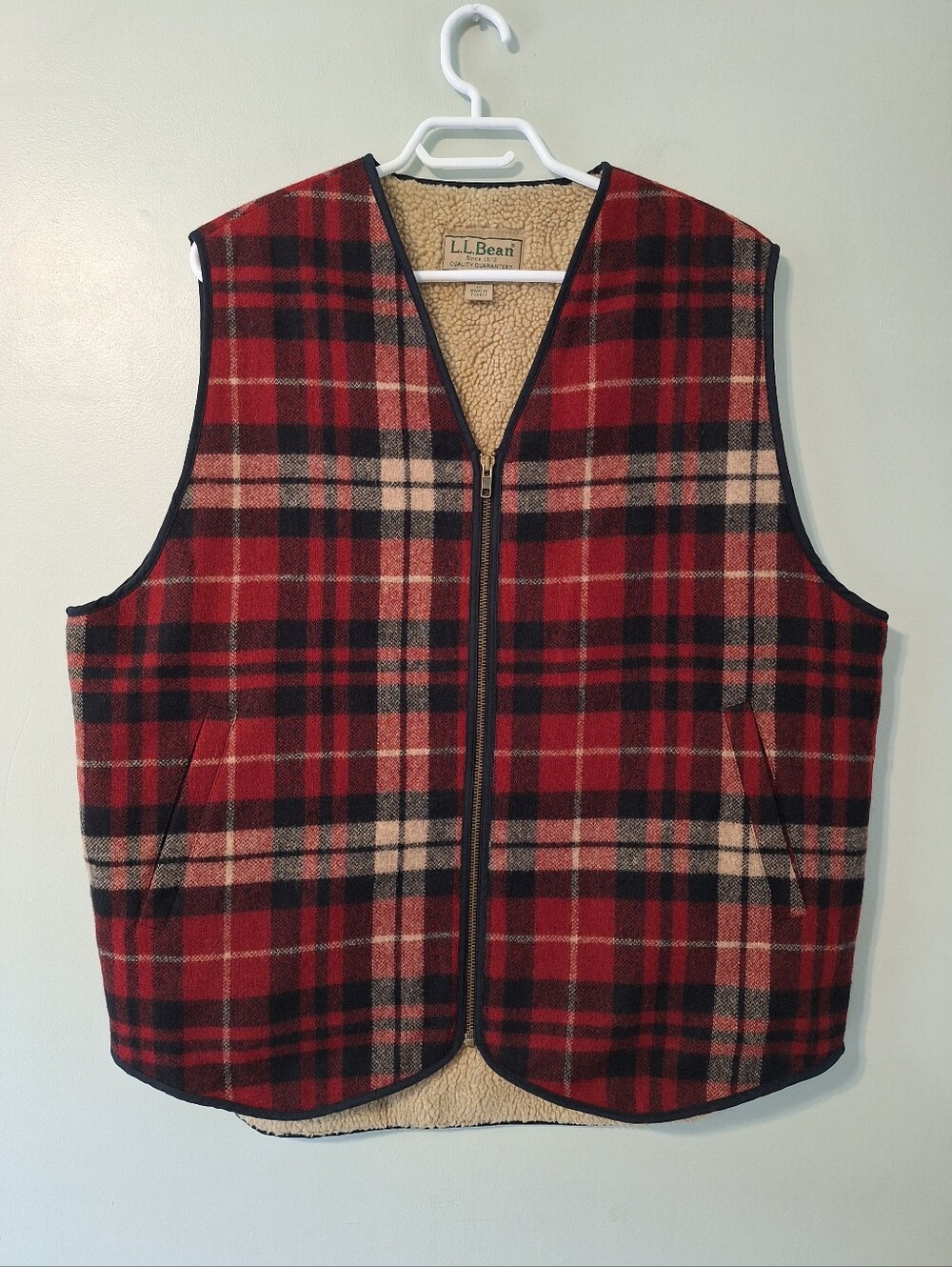 Vintage L.L. Bean Men's Red Plaid Sherpa Vest - Wool Blend - L Tall